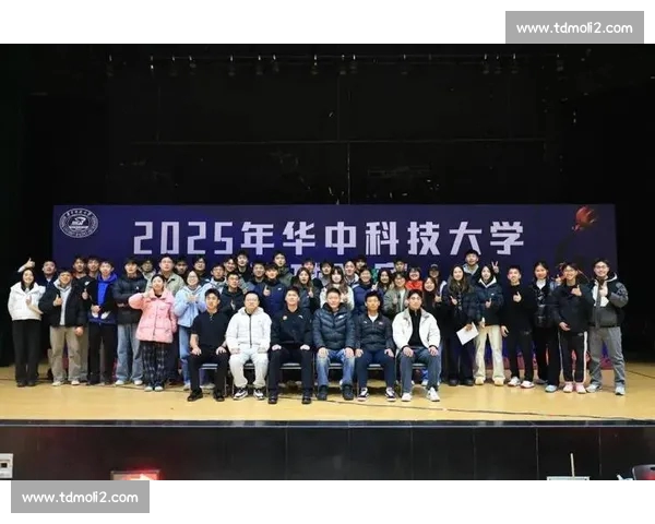 激情对决点燃全场青春力量见证篮球比赛荣耀时刻拼搏团队战术智慧巅峰较量 激情对决点燃全场青春力量见证篮球比赛荣耀时刻拼搏团队战术智慧巅峰较量